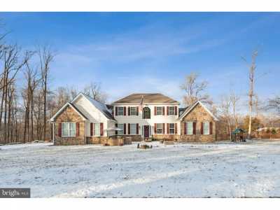 Home For Sale in Upper Black Eddy, Pennsylvania