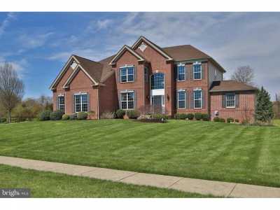 Home For Sale in Pipersville, Pennsylvania