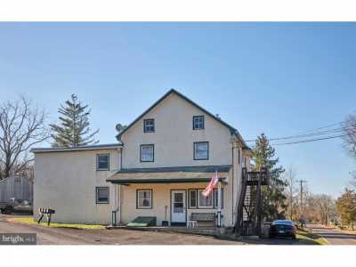 Home For Rent in Pipersville, Pennsylvania