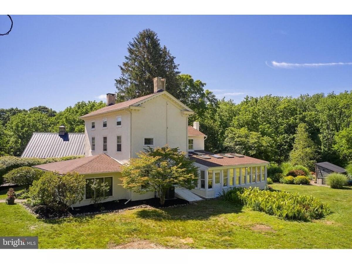 Picture of Home For Sale in New Hope, Pennsylvania, United States