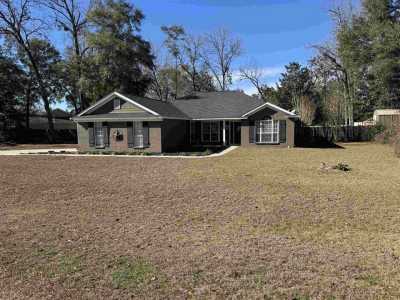 Home For Sale in Crawfordville, Florida