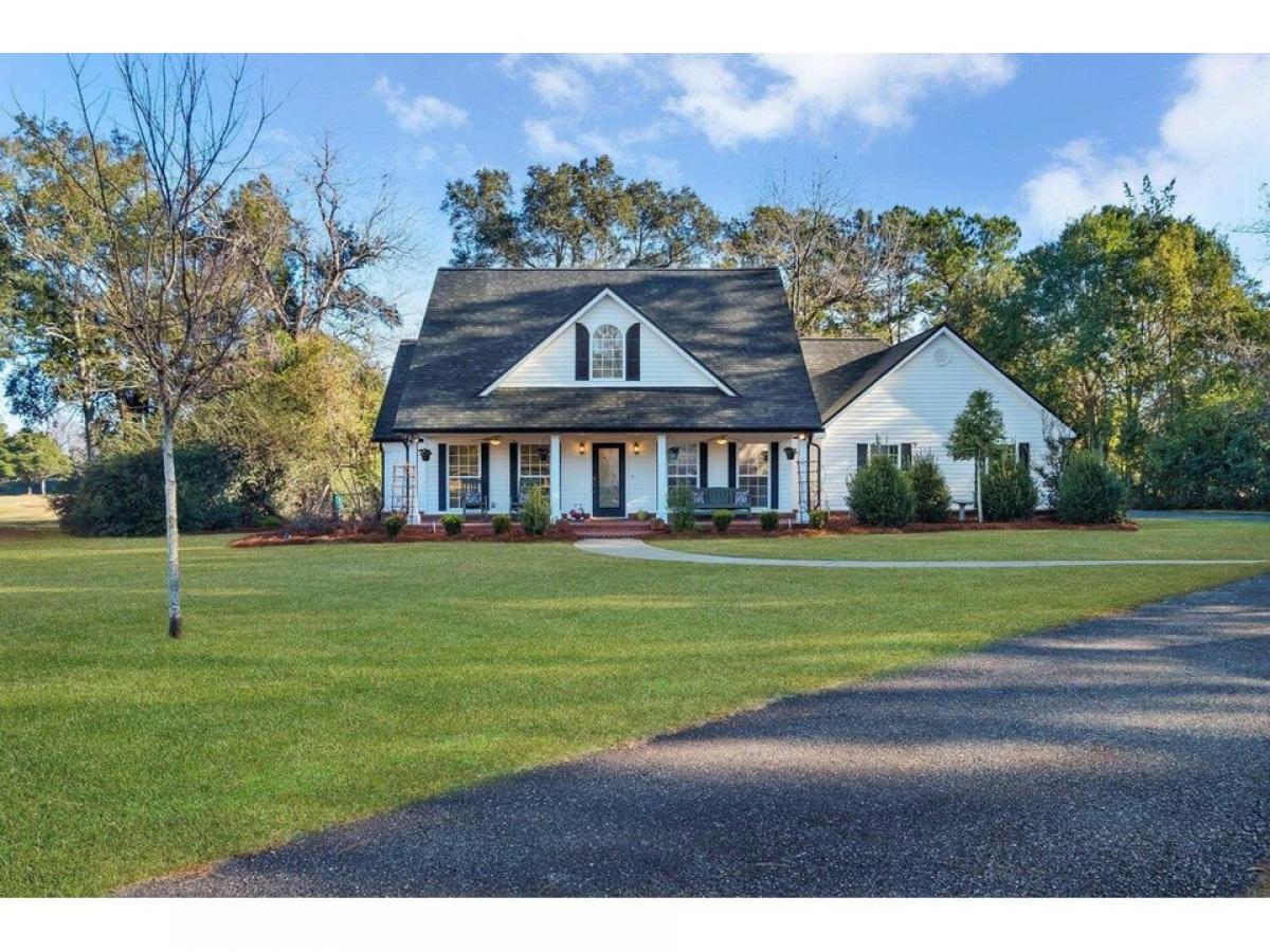 Picture of Home For Sale in Havana, Florida, United States