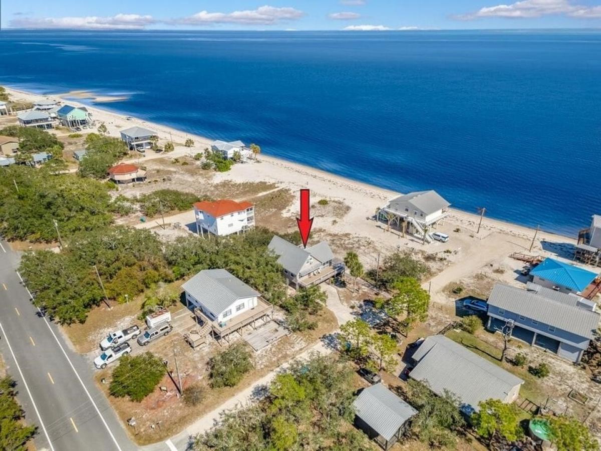 Picture of Home For Sale in Alligator Point, Florida, United States