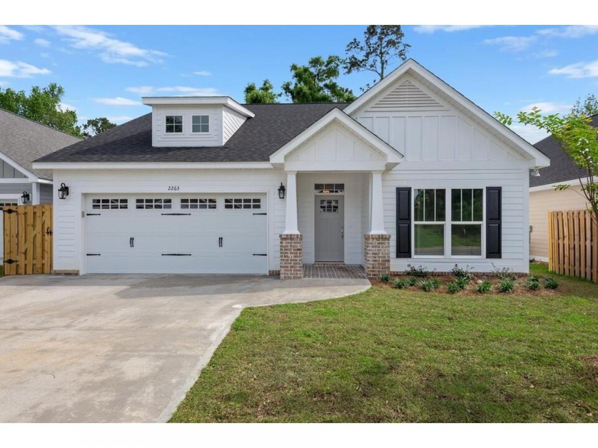 Picture of Home For Sale in Tallahassee, Florida, United States