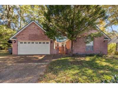 Home For Sale in Tallahassee, Florida