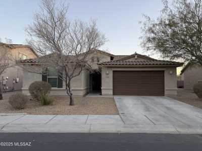 Home For Rent in Marana, Arizona