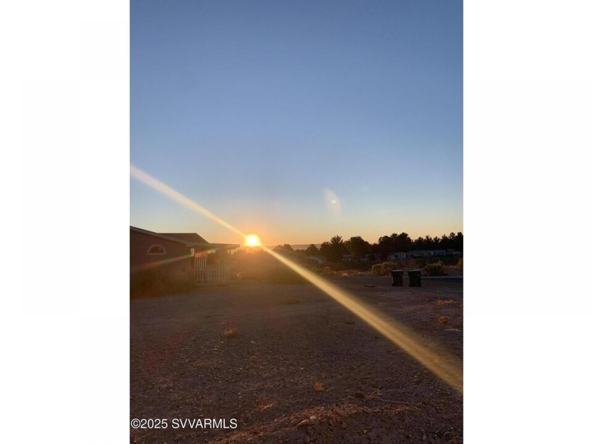 Picture of Residential Land For Sale in Clarkdale, Arizona, United States