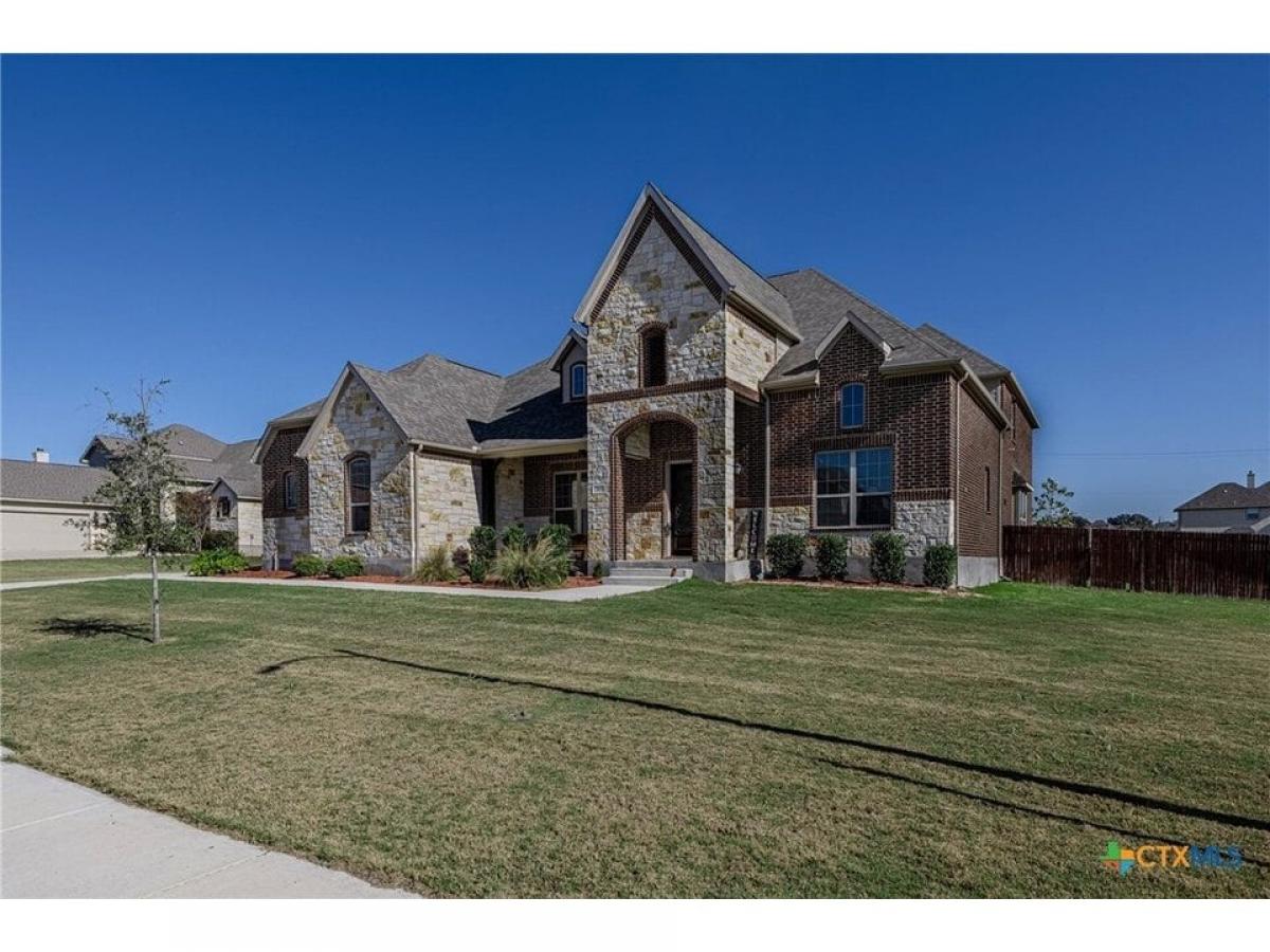 Picture of Home For Sale in Saint Hedwig, Texas, United States