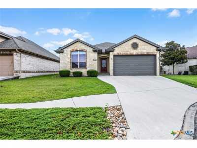 Home For Sale in Seguin, Texas