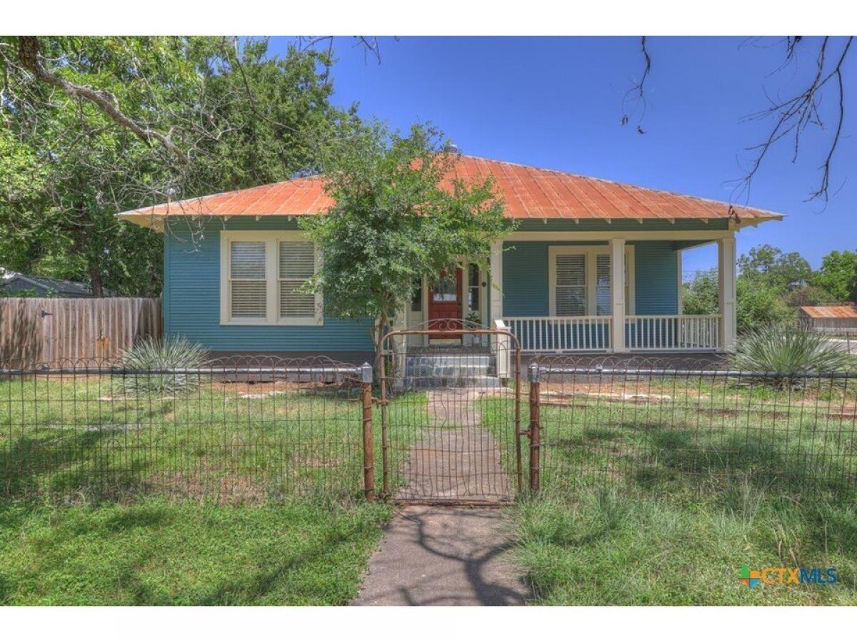 Picture of Home For Sale in New Braunfels, Texas, United States