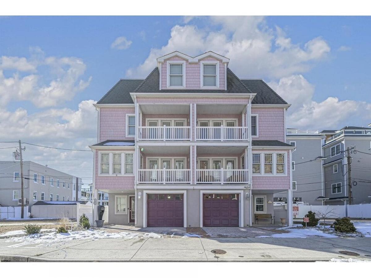 Picture of Home For Sale in Ventnor, New Jersey, United States