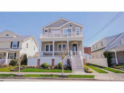 Home For Sale in Margate, New Jersey