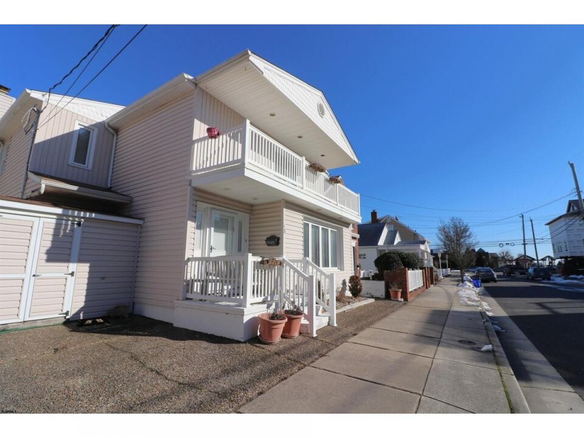 Picture of Home For Sale in Margate, New Jersey, United States