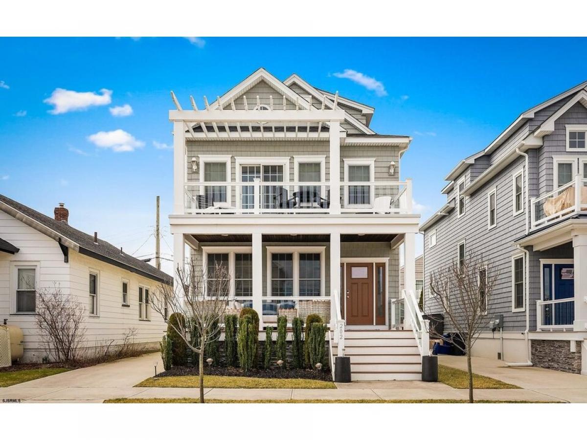 Picture of Home For Sale in Margate, New Jersey, United States