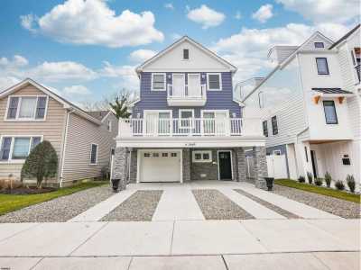 Home For Sale in Longport, New Jersey