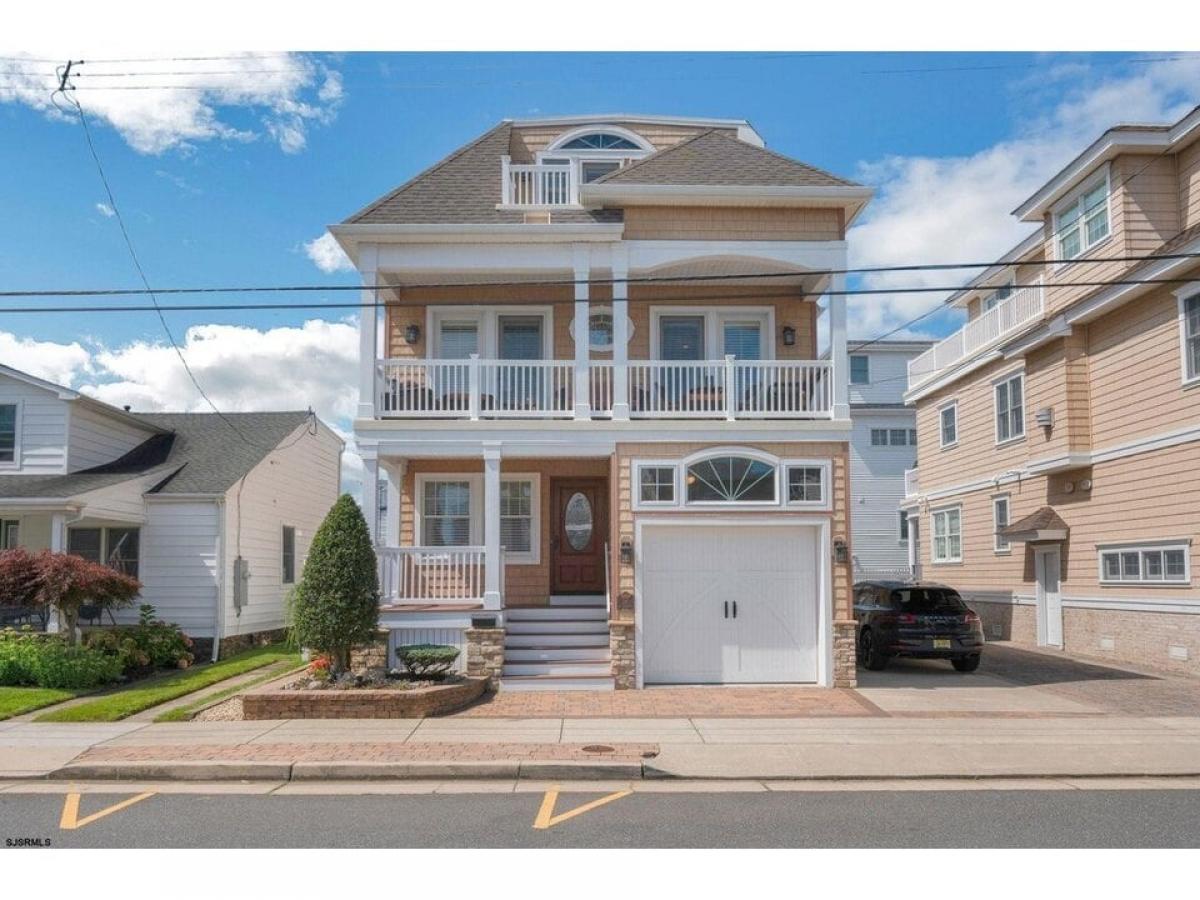 Picture of Home For Sale in Longport, New Jersey, United States