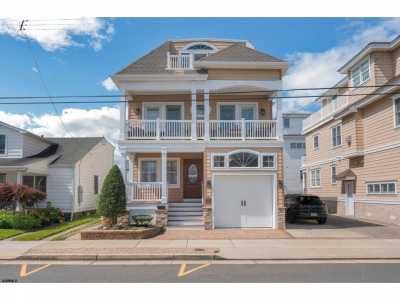 Home For Sale in Longport, New Jersey