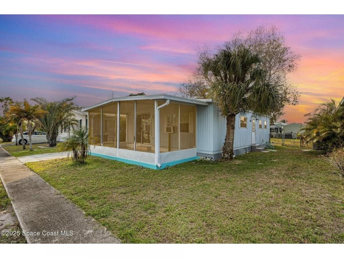 Picture of Home For Sale in Palm Bay, Florida, United States