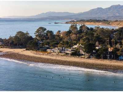 Home For Sale in Carpinteria, California