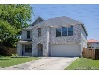 Home For Rent in Live Oak, Texas