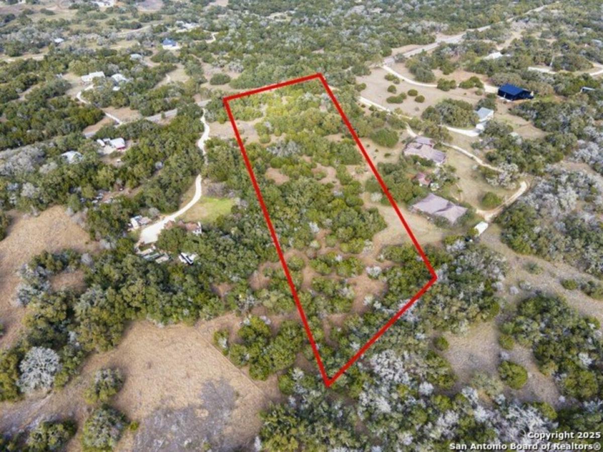 Picture of Residential Land For Sale in New Braunfels, Texas, United States