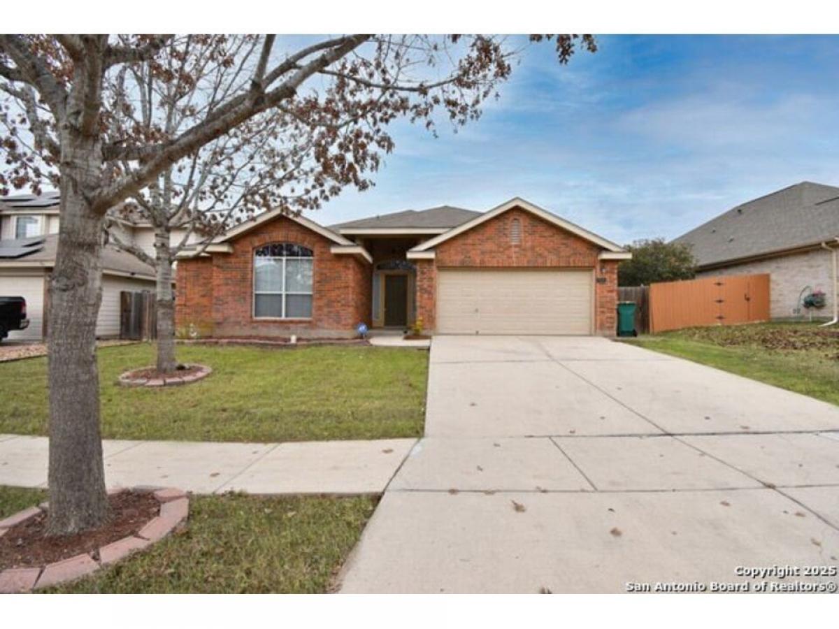 Picture of Home For Sale in Converse, Texas, United States