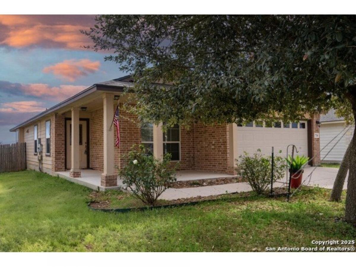 Picture of Home For Sale in New Braunfels, Texas, United States