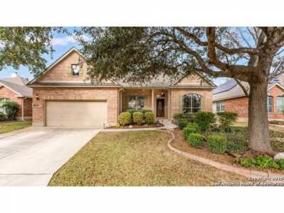 Home For Sale in Helotes, Texas