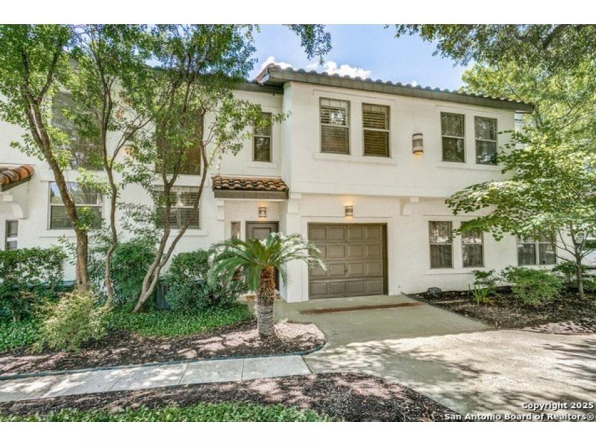 Picture of Home For Sale in Alamo Heights, Texas, United States