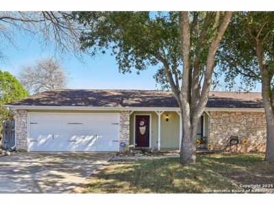 Home For Sale in Live Oak, Texas