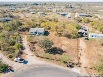 Home For Sale in Hondo, Texas