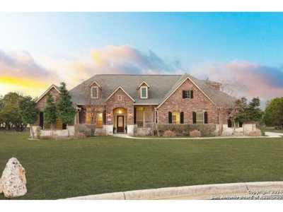 Home For Sale in New Braunfels, Texas