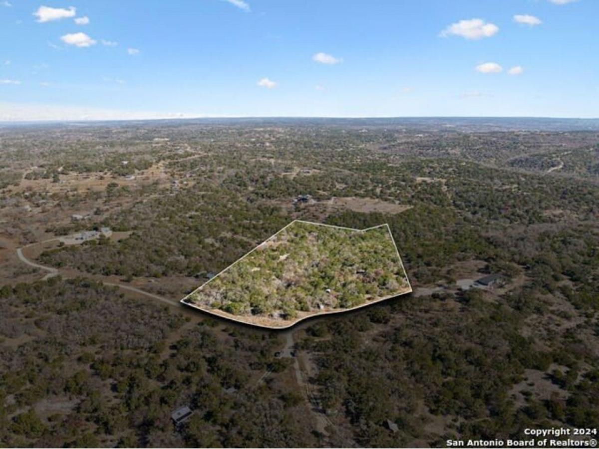 Picture of Residential Land For Sale in Comfort, Texas, United States