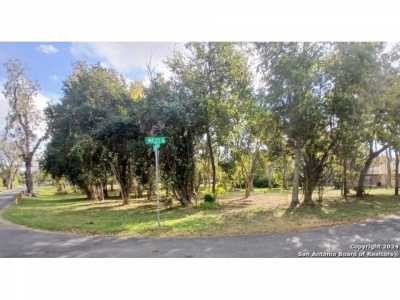 Residential Land For Sale in Seguin, Texas