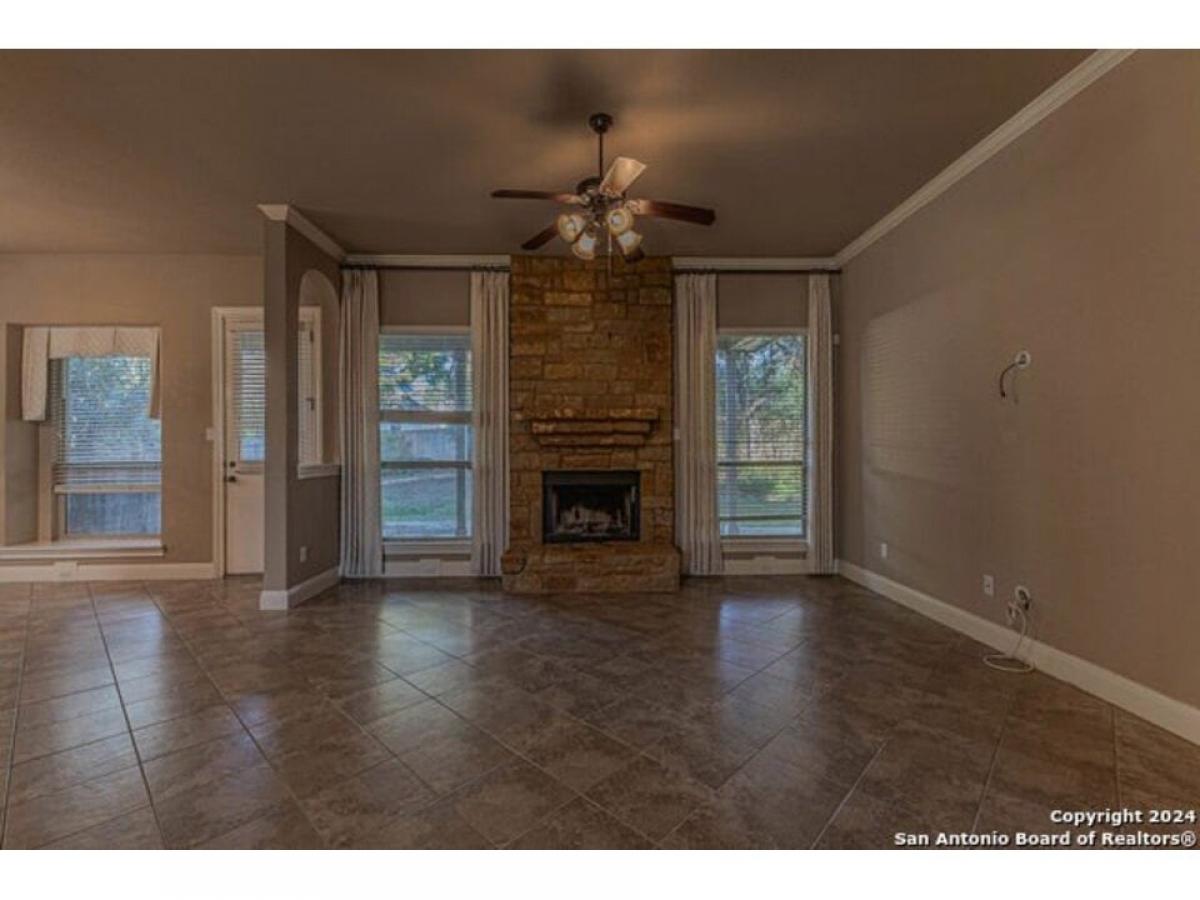 Picture of Home For Sale in New Braunfels, Texas, United States