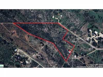 Residential Land For Sale in Uvalde, Texas