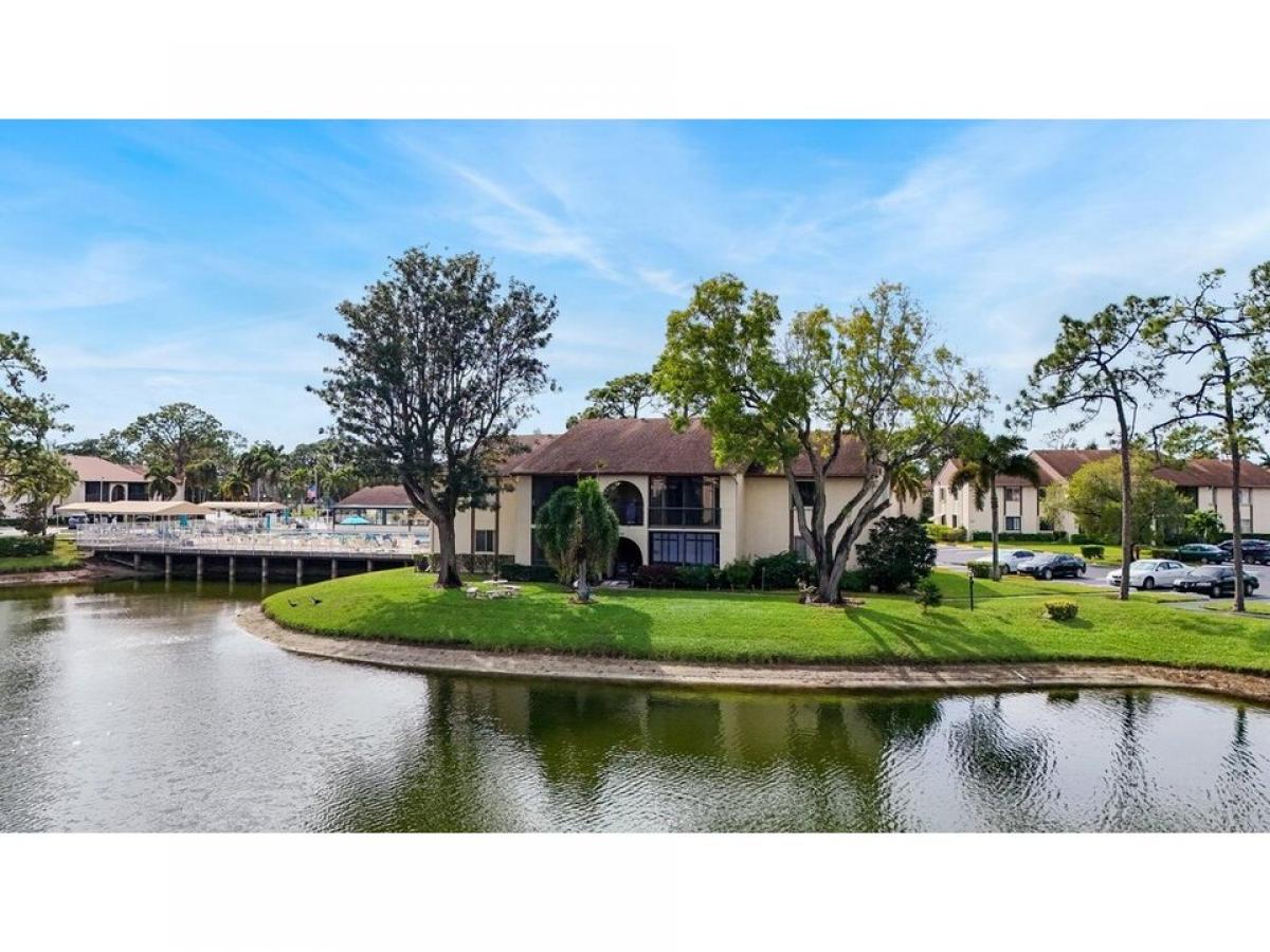 Picture of Home For Sale in Greenacres, Florida, United States