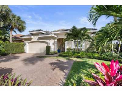 Home For Sale in Jupiter, Florida