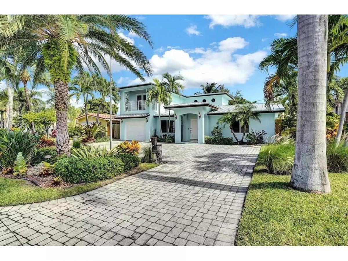 Picture of Home For Sale in Lighthouse Point, Florida, United States