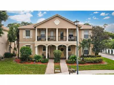 Home For Sale in Palm Beach Gardens, Florida