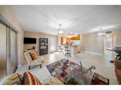 Home For Sale in West Palm Beach, Florida