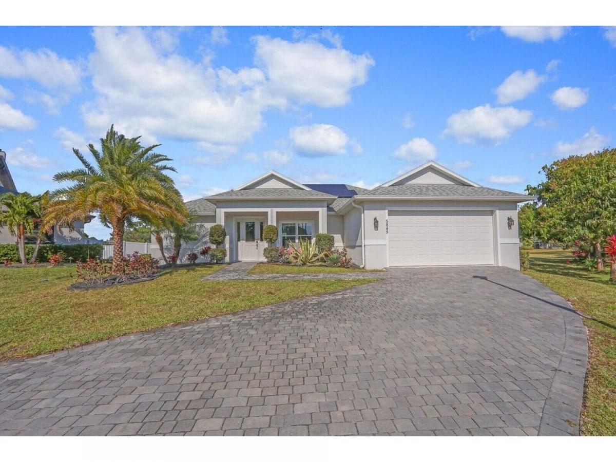 Picture of Home For Sale in Port Saint Lucie, Florida, United States