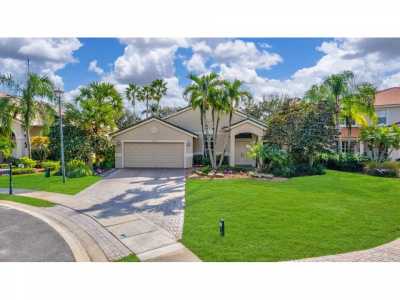 Home For Sale in Wellington, Florida