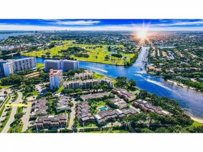 Home For Sale in North Palm Beach, Florida