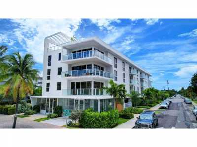 Home For Sale in Lake Worth, Florida