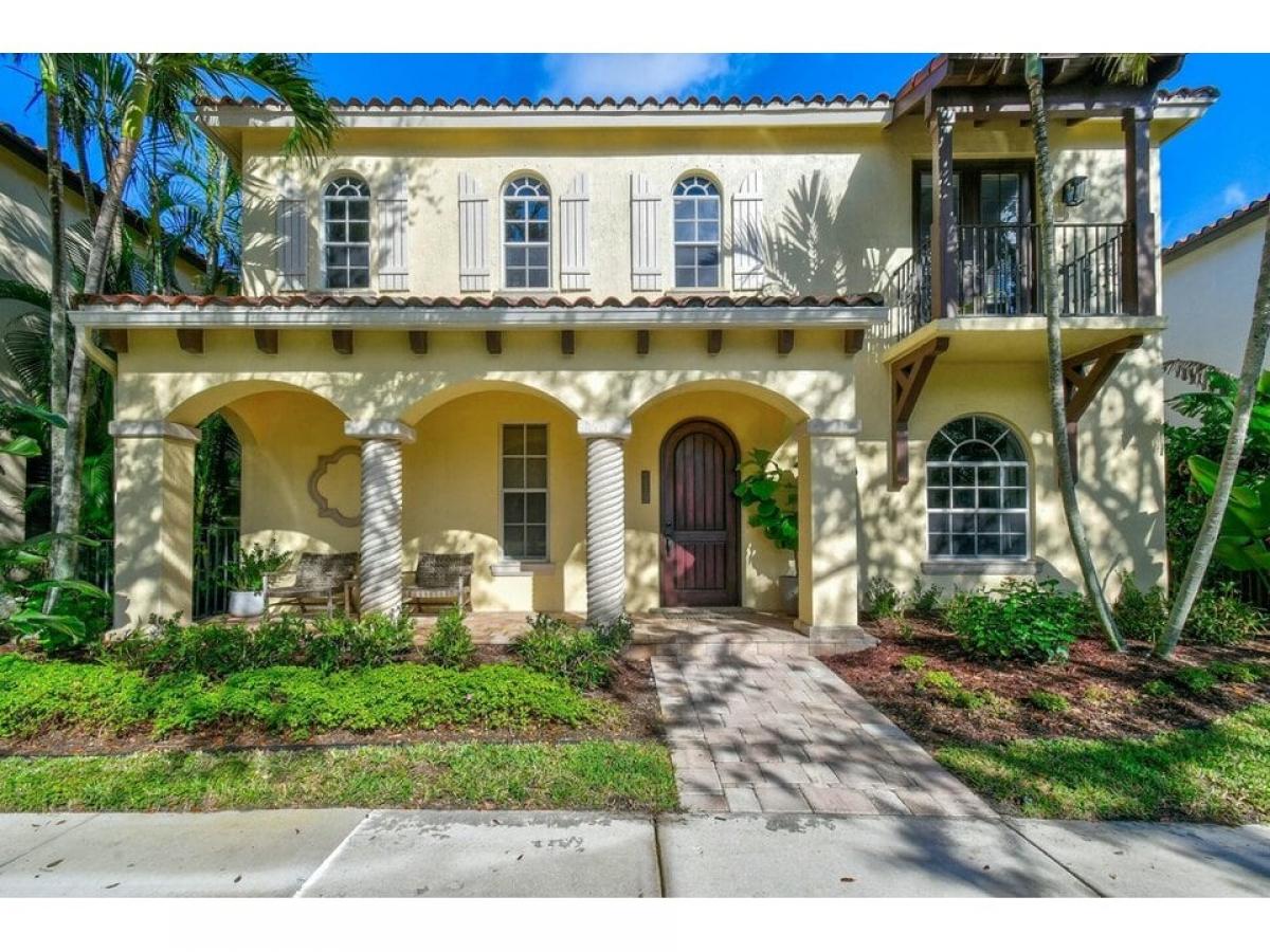 Picture of Home For Sale in Jupiter, Florida, United States