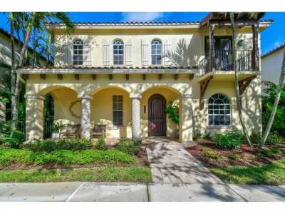 Home For Sale in Jupiter, Florida