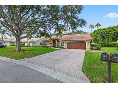 Home For Sale in Coral Springs, Florida