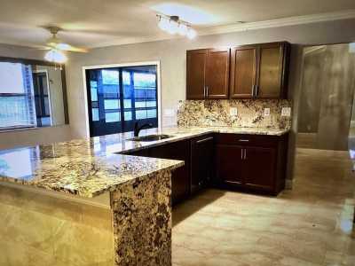 Home For Rent in Royal Palm Beach, Florida