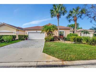 Home For Sale in West Palm Beach, Florida